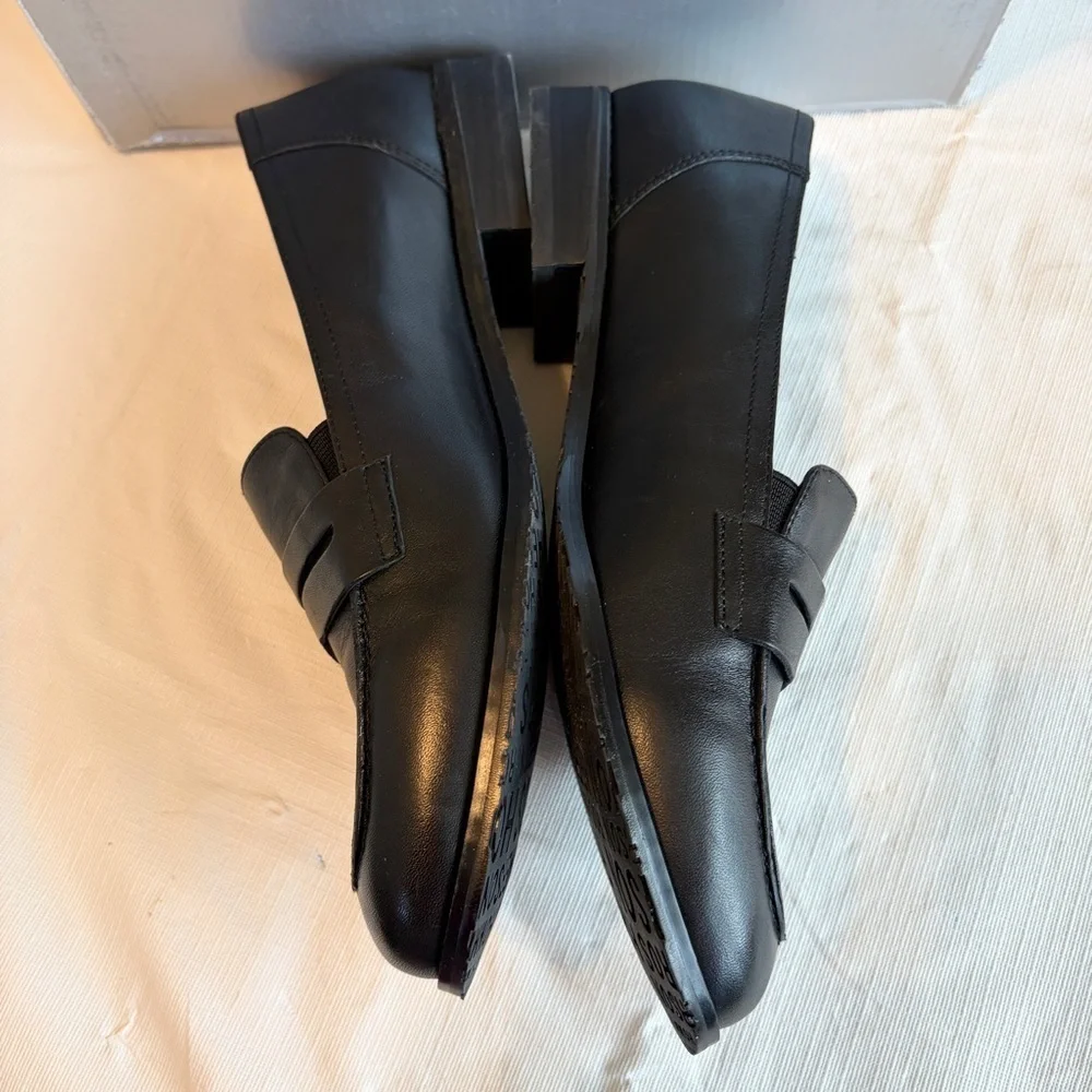 Ros Hommerson Classic Black Leather Slip-Ons